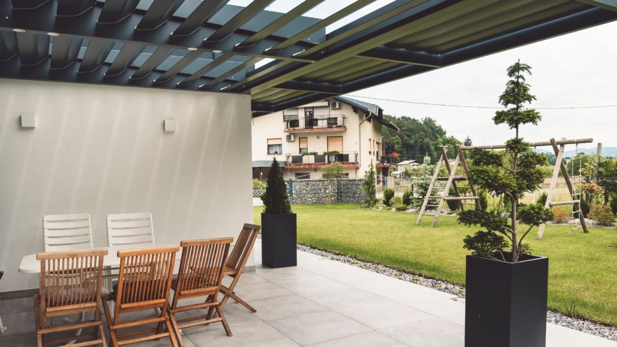 ENTRETIEN DALLES EXTÉRIEURES : TENDANCES, CONSEILS ET AVANTAGES