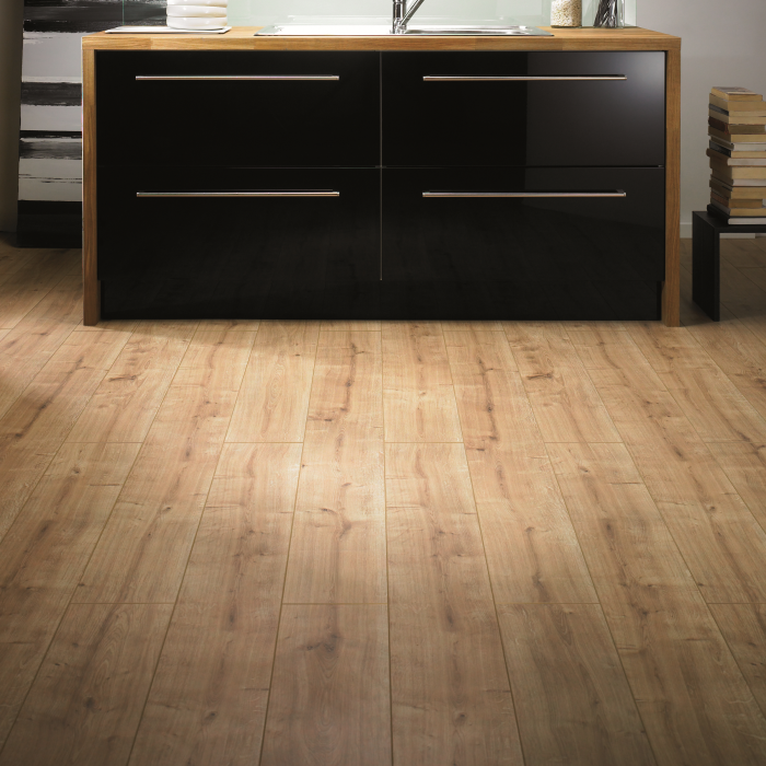 Sol Stratifié VARIOPOL 8 CHENE NEW ENGLAND 1288x195x8mm www.creation-parquets.fr