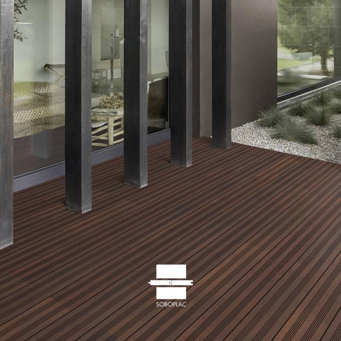 vue terrasse merbau Soboplac, terrasse bois exotique massif, lame terrasse merbau 145x21, terrasse extérieure bois naturel, terrasse haut de gamme merbau, terrasse bois durable jardin, lame terrasse exotique premium
